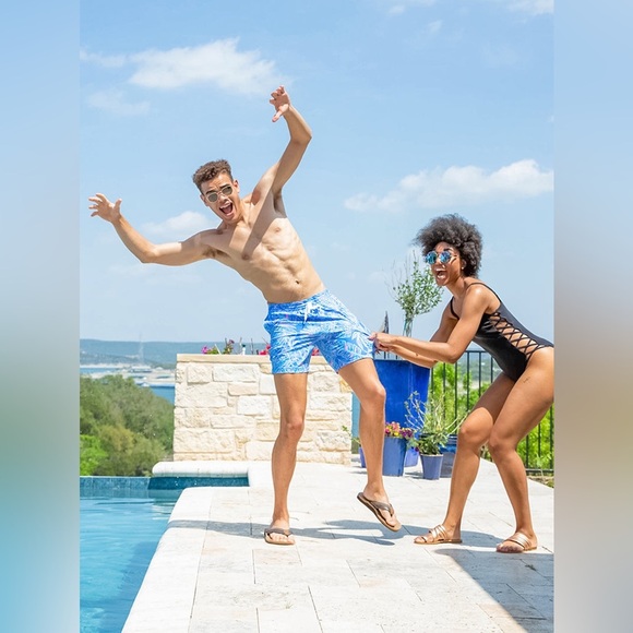 Chubbies Men's Swim Shorts Size Small Color Blue - Picture 5 of 5